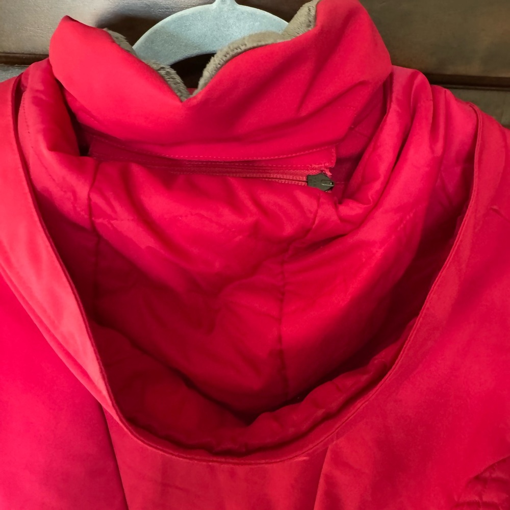Obermeyer Womens Ski Jacket - Picture 9 of 12